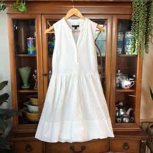 White cotton Banana Republic eyelet lace dress size 6